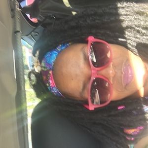 Meet your Posher, Lavera